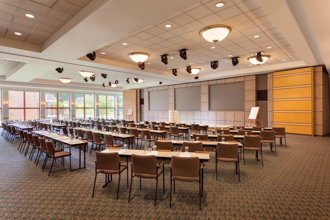 Palisades Premier Conference Center Hotel Екстериор снимка