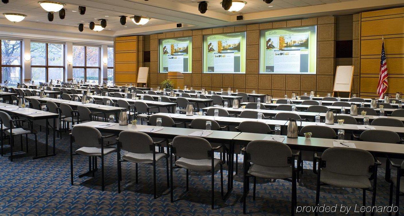 Palisades Premier Conference Center Hotel Екстериор снимка